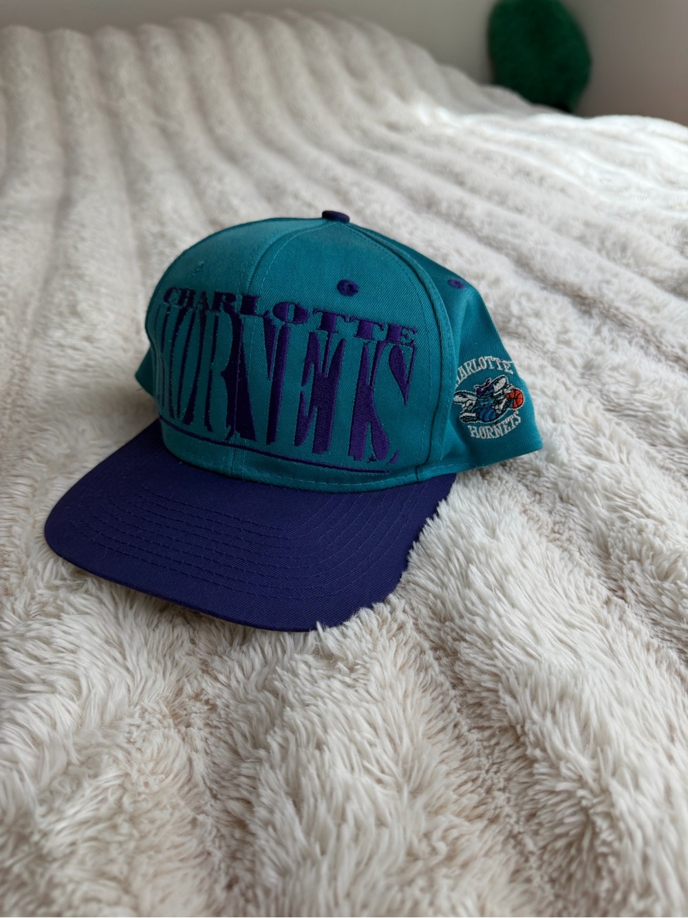 LOGO 7 Charlotte Hornets Teal and Purple Snapback Hat